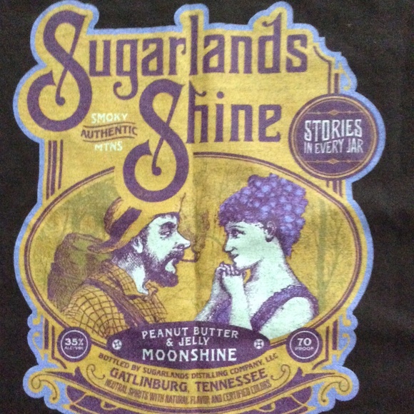 Ladies T-shirt’s size small from gatlinburg - Picture 2 of 3